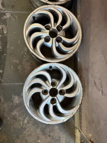 Roda aro 13 