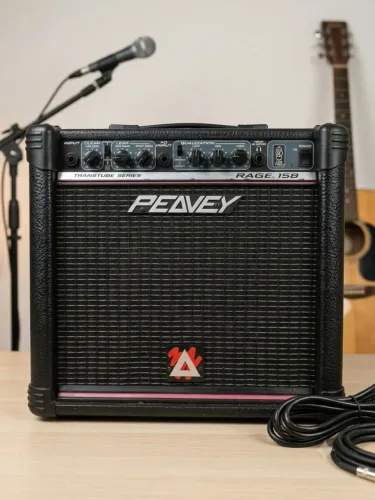 PRA HOJE! VALOR! VENDO AMPLIFICADOR PEAVEY RAGE 158 (15W)