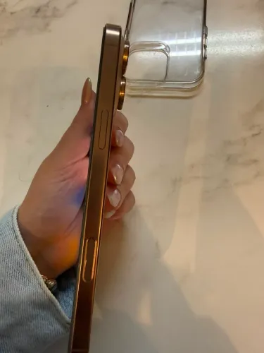 iPhone 16 pro max 256 desert