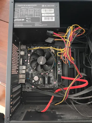 Pc usado com defeito retirada de peças