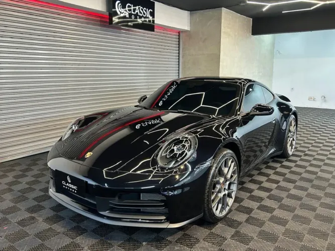 Porsche 911 Carrera 3.0 24V H6 PDK 2025