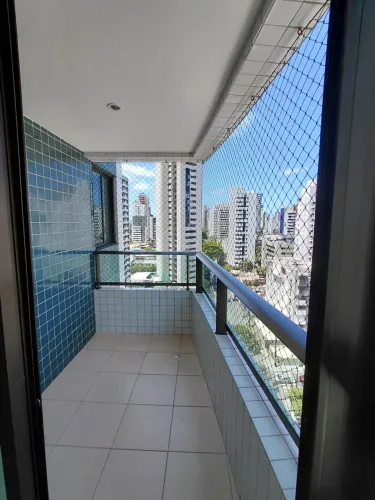 Alogo otimo apartamento, andar alto, nascente proximo colégio Santa Maria!