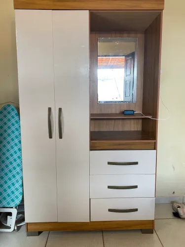 Guarda roupa solteiro