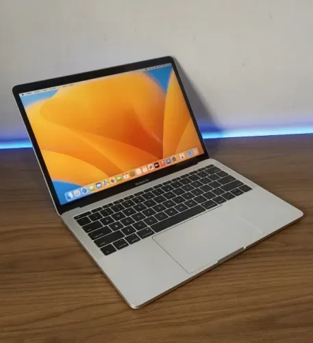 APPLE MACBOOK PRO 13 2017 - PRATA