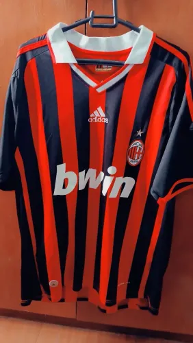 Camisa oficial Milan 2009 (Usada excelente estado)