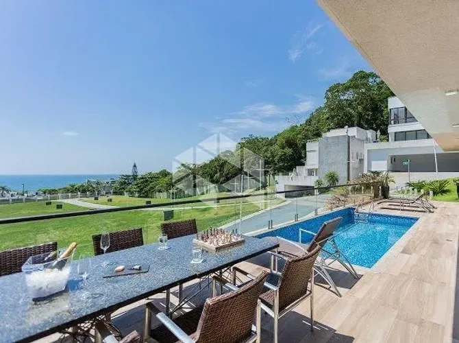 Casa Condomínio Fechado Praia de Estaleirinho