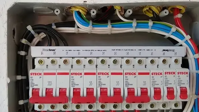 Eletricista Residencial e Comercial | Instalações e Manutenção