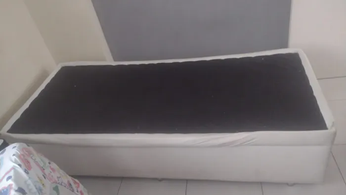 Cama Box solteiro com baú