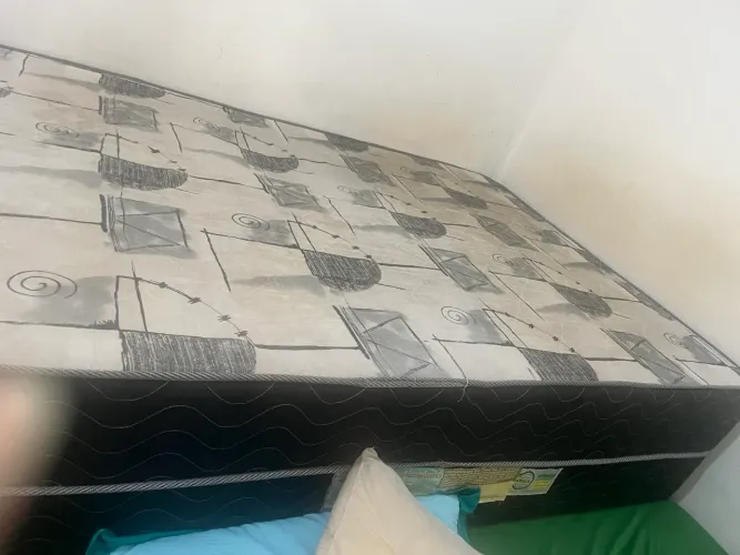 Cama para vender logo