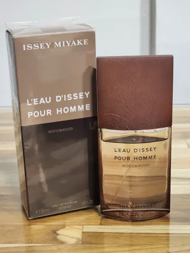 Perfume L'eau D'Issey Pour Homme Wood & Wood (50ml)