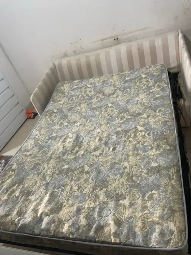 Sofá cama em perfeito estado