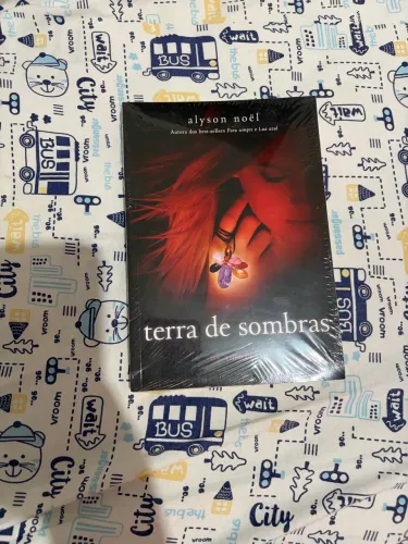 Alyson Noël Terra de Sombras. Os Imortais vol 3