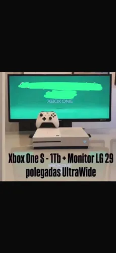 X-box one S - 1tb + Monitor LGA 29p - UltraWide