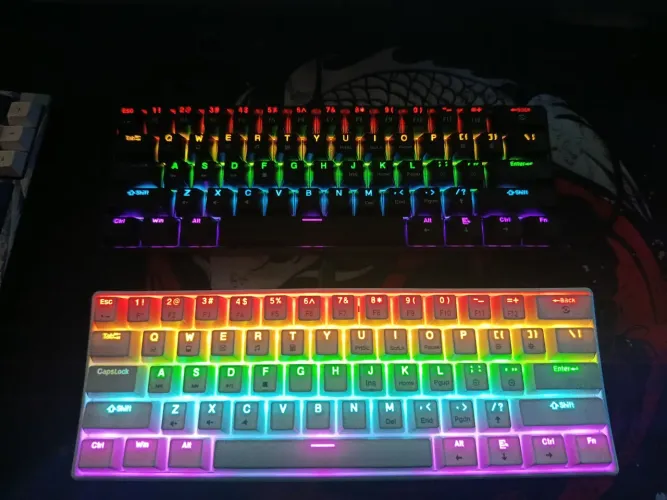 Teclado Sunnysee K61 Mecânico 60%