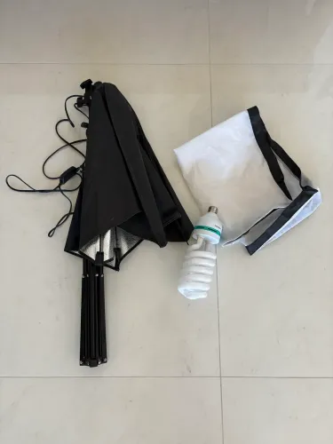 Kit Softbox Iluminação Estúdio Fotográfico + Tripé + Lâmpada