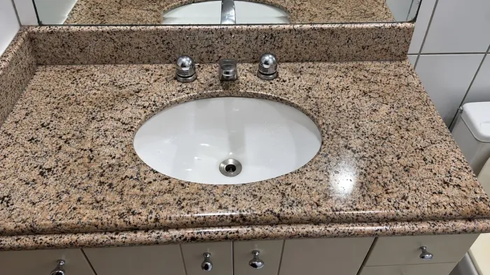 3 Cubas + Bancada para banheiro