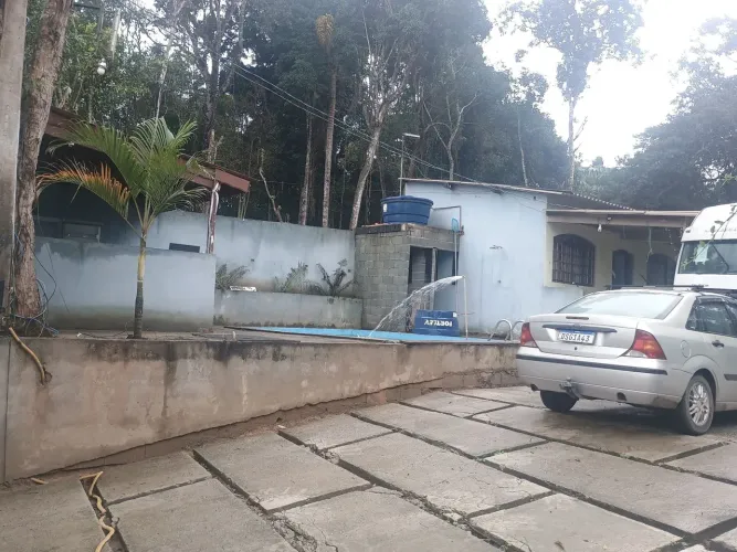 Aluga-se uma chácara de 400 metros para moradia!!
