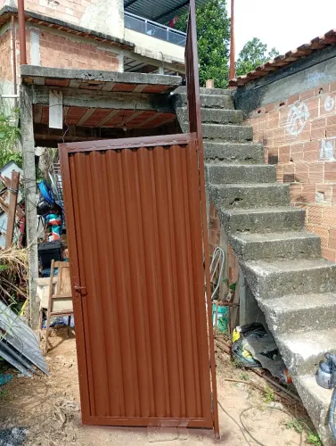 Serralheria em geral, trabalho com responsabilidade e bom acabamento compromisso Deus na f