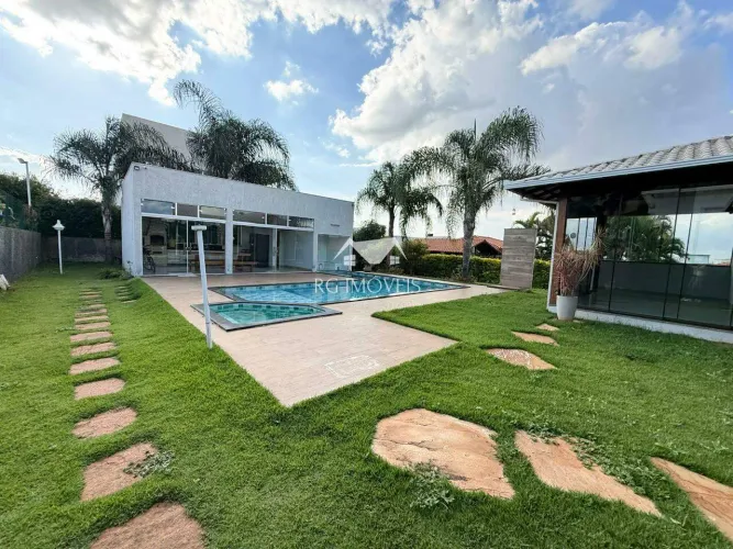 Casa em condomínio à venda, 4 quartos, 1 suíte, 4 vagas, Condomínio Serra dos Bandeirantes