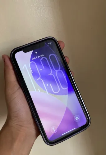 iPhone 11 impecável