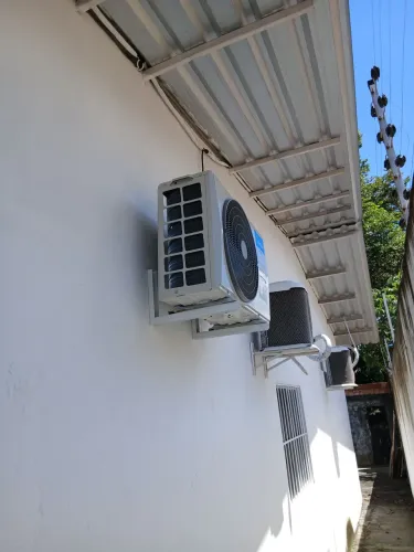 Instalação e limpeza de ar condicionado. A partir de 150 reais.