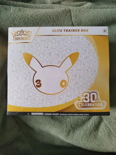 Elite Trainer Box 30th Pokemon