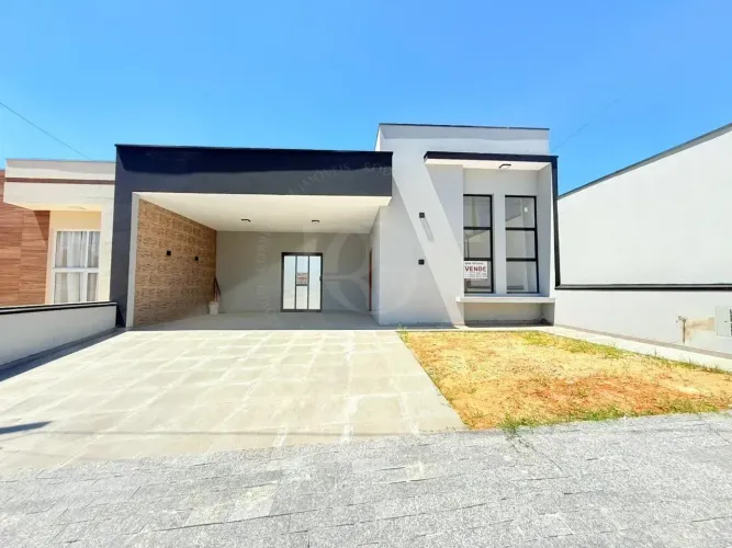 Casa em Condomínio a Venda, no bairro Jardim Sartorelli, localizado na cidade de Iperó - S