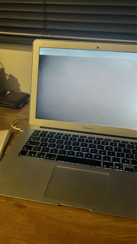 MacBook Air 13? Early 2014 com Defeito - Para Peças ou Reparo