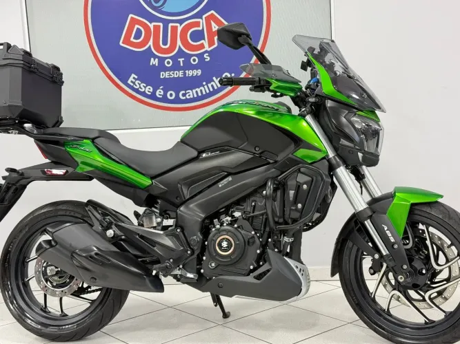 BAJAJ Dominar 400 2025
