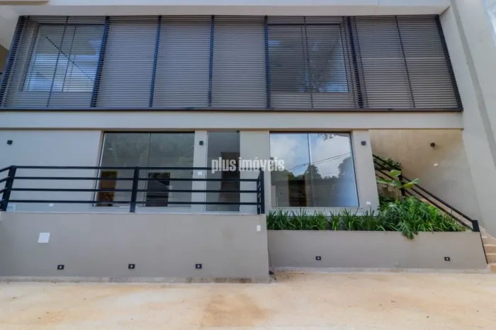 JARDIM GUEDALA 378,0M²AC 652,0M² ÁREA DE TERRENO 5 SUÍTES 4 GAR - PISCINA ESPAÇO GOURMET G