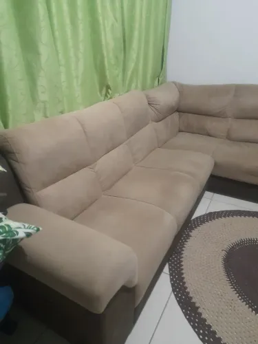 Sofá em L em perfeito estado.