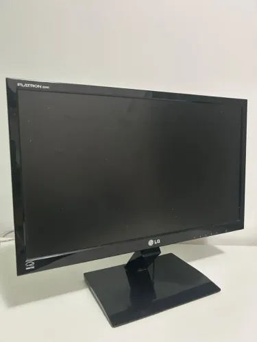 Monitor LG 20" entrada DVI