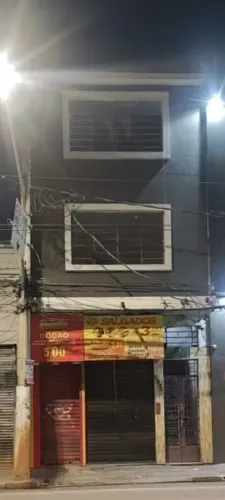 Alugo quartos, pensão nova, no Brás