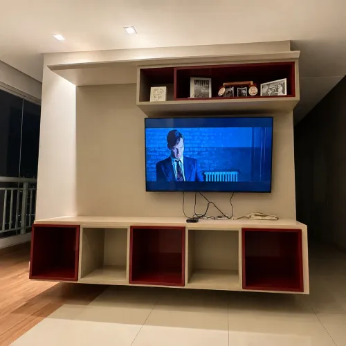 Rack com Painel de TV e Nichos - Lindo e Conservado?
