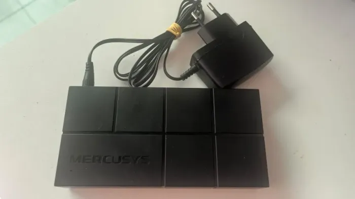 Switch 08 Portas Gigabit
