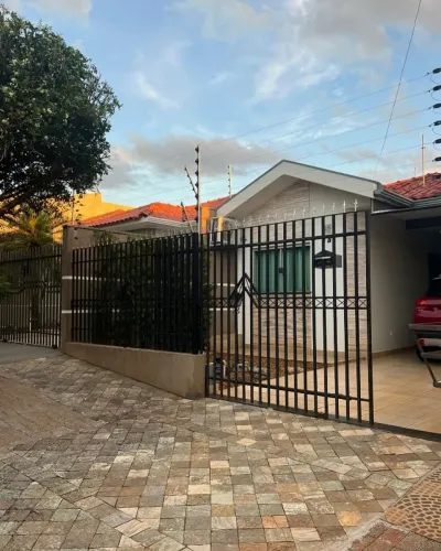 Casa semi mobiliada no Jardim Diamante