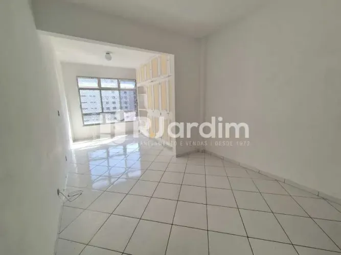 Apartamento : Padrão / Residencial / Copacabana