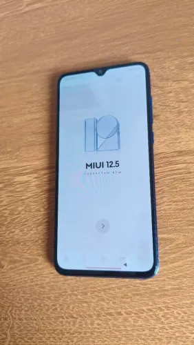 Celular MI 9 lite 