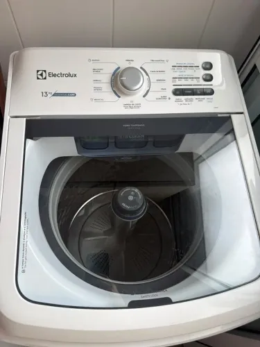 Máquina de Lavar Electrolux Essential Care 13kg LED13