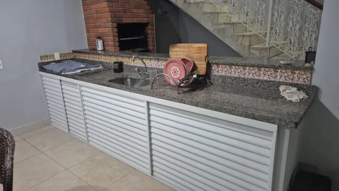 Portinha de alumínio 