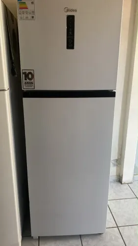 Geladeira Midea