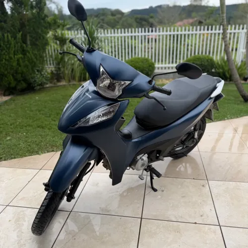 Biz 2025 com apenas 7400 km