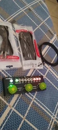 Pedal CUVAVE+2 cabos P10 novos+Cabo USB 