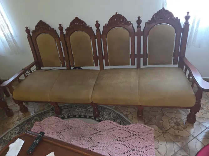 Jogo de Sofa + Poltronas 