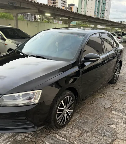Volkswagen Jetta Comfortline 2.0 T.flex 8V 4P Tipt. 2015