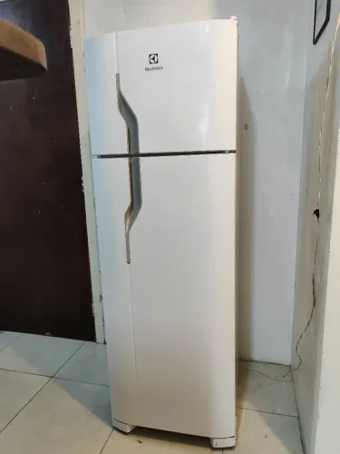 Geladeira Eletrolux 