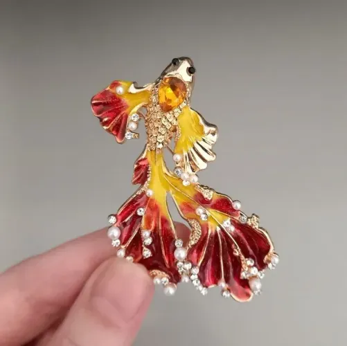 Broche de Peixe Amarelo (novo)