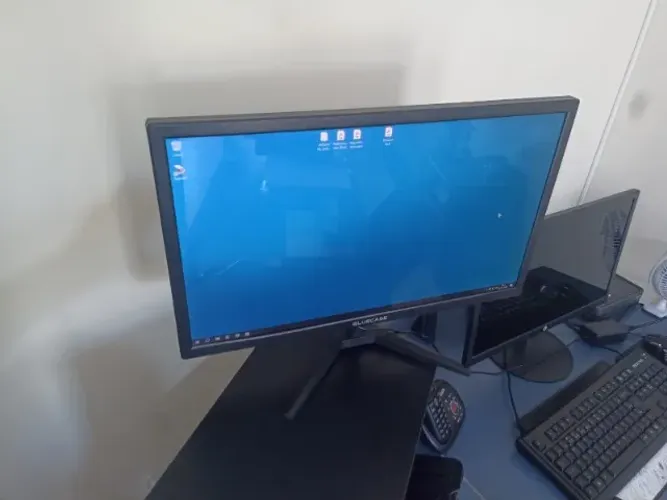 Monitor 21'5 Preto Led Bluecase - 127/220v