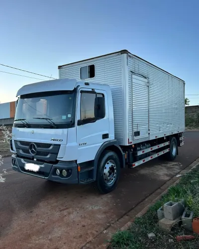 MERCEDES BENZ 1719 2020