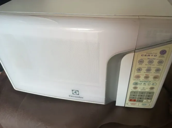 Micro-ondas 31 Litros 